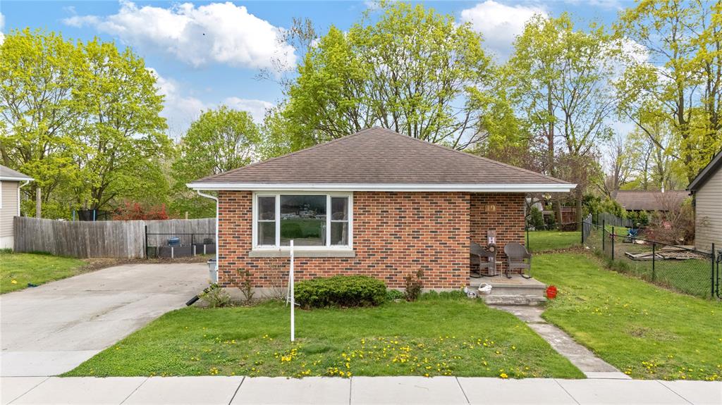 19-broadway-street-lambton-shores-ontario-26003814