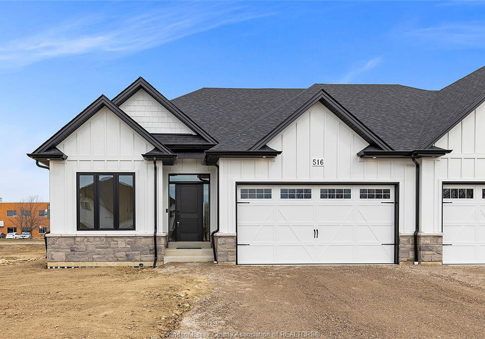 516-orsini-lakeshore-ontario-26003854