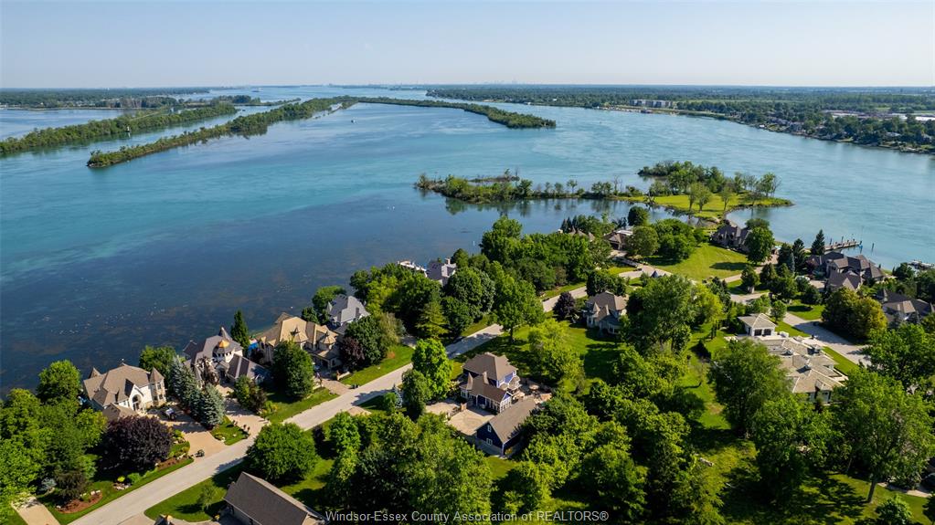 399-crystal-bay-drive-amherstburg-ontario-26003891