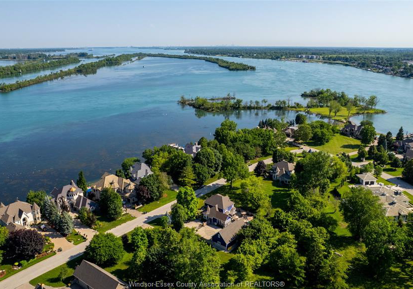 399-crystal-bay-drive-amherstburg-ontario-26003891