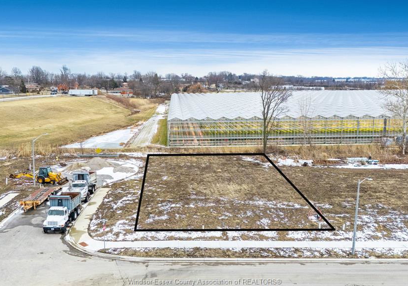 1876-molise-boulevard-kingsville-ontario-26004015