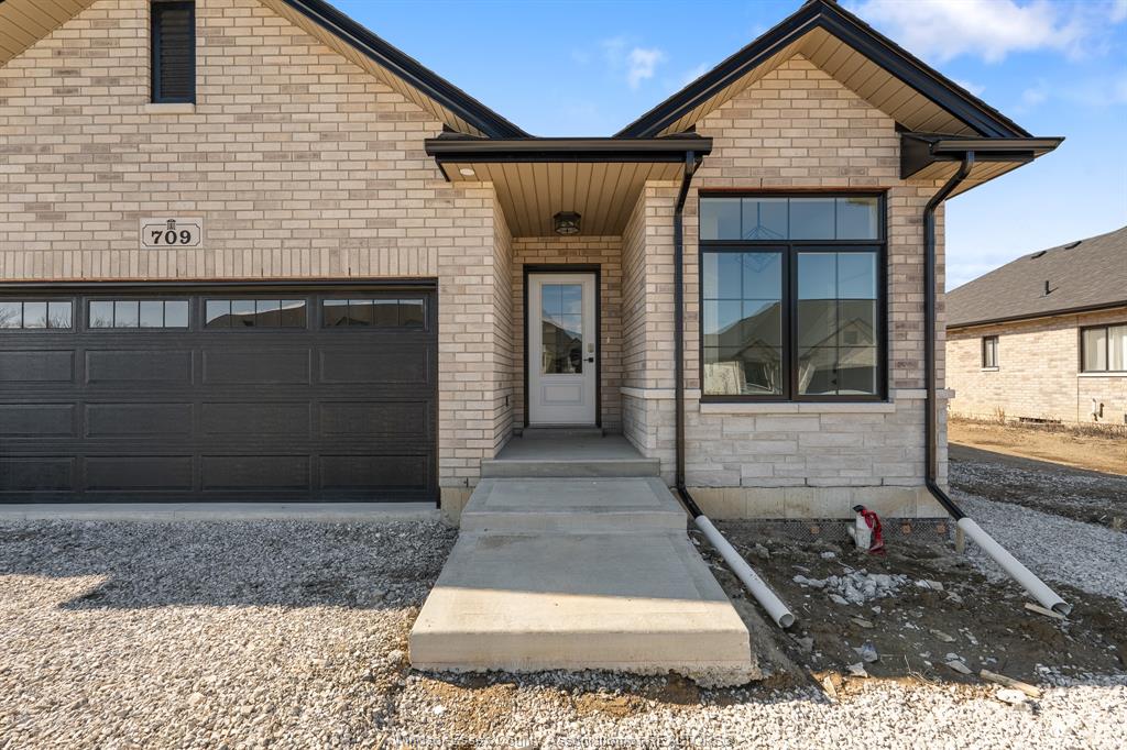 709-elliot-point-road-amherstburg-ontario-26004171