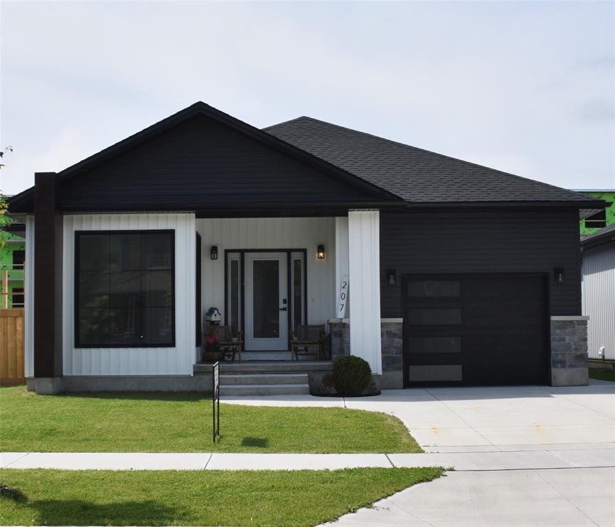 207-essex-street-sarnia-ontario-26004231
