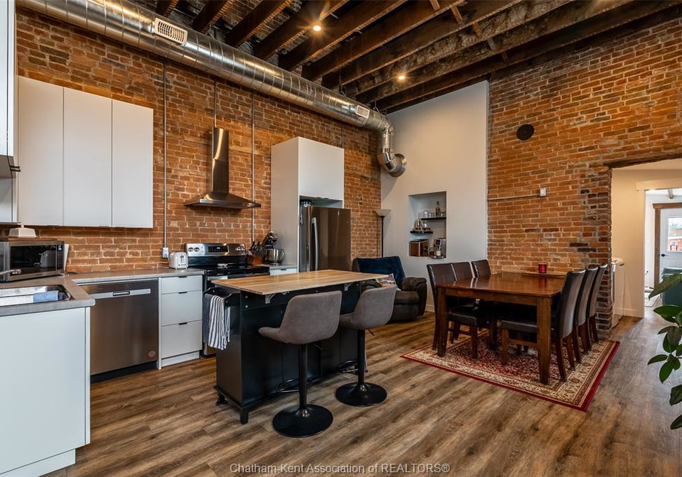 164-king-street-west-chatham-ontario-26004430