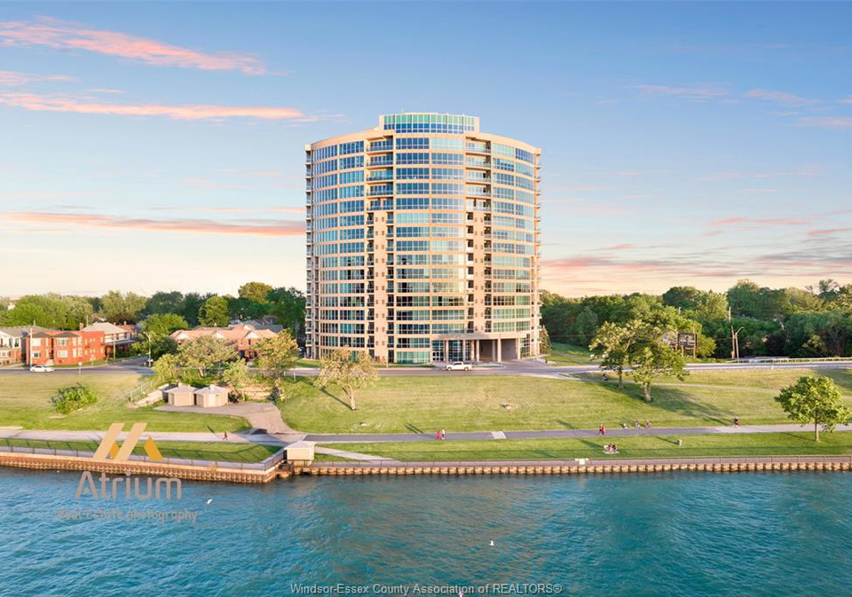 1225-riverside-drive-west-windsor-ontario-26004435