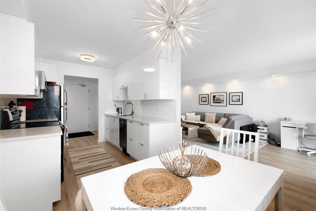 150-park-windsor-ontario-26004476
