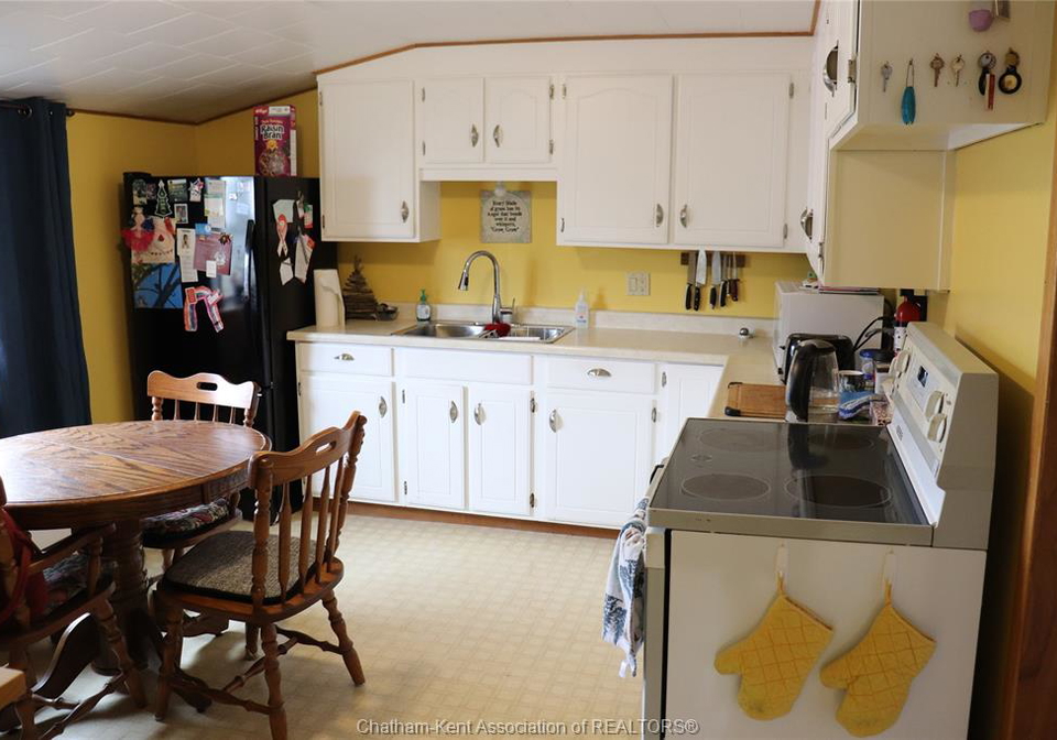 388-talbot-st-w-street-west-blenheim-ontario-26004533