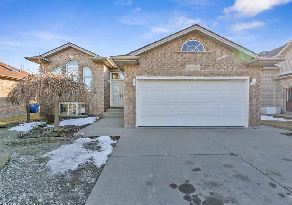 40-sandy-lake-drive-leamington-ontario-26004555