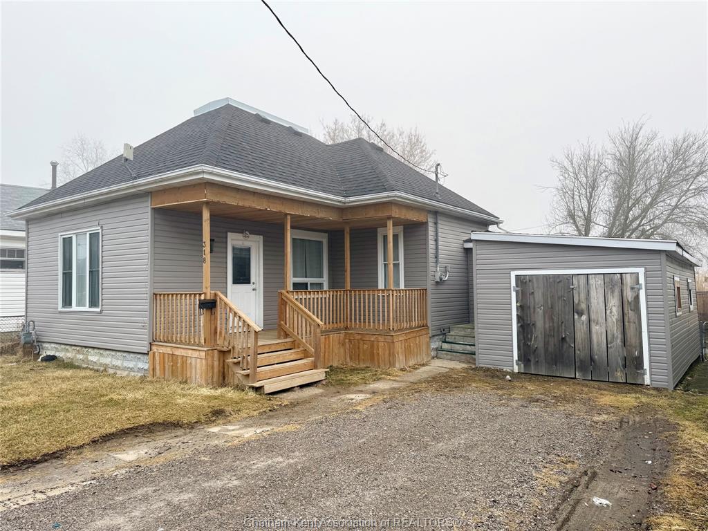 318-lafontaine-street-wallaceburg-ontario-26004624