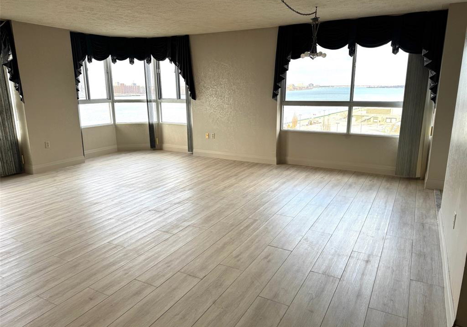 75-riverside-drive-east-windsor-ontario-26004646