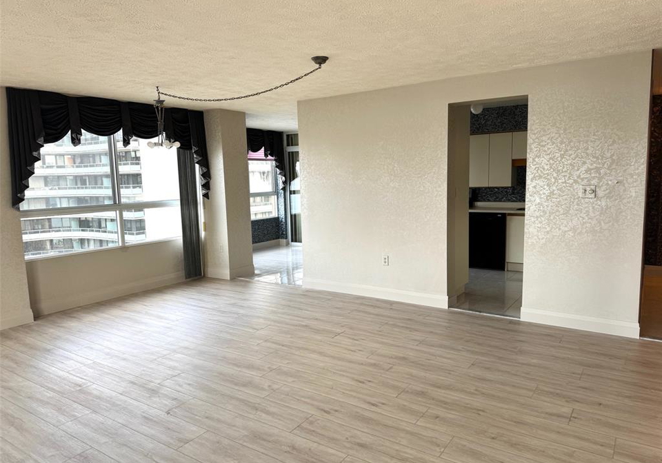 75-riverside-drive-east-windsor-ontario-26004646