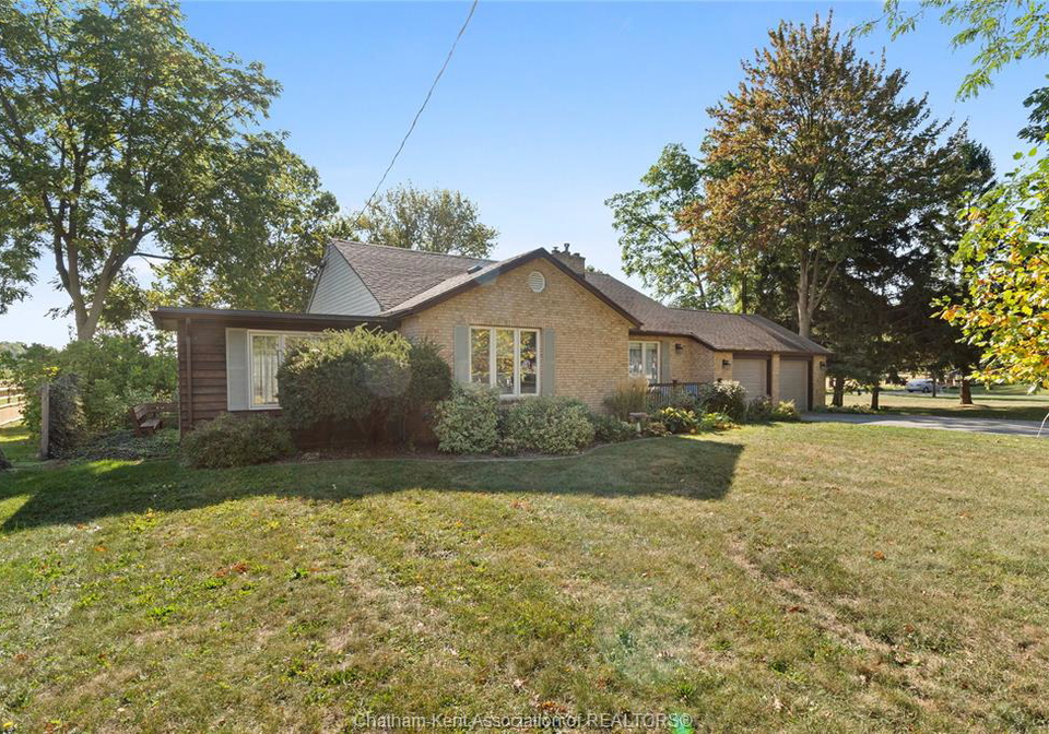 9164-talbot-trail-blenheim-ontario-26004678