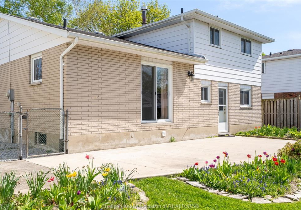 28-tasan-crescent-chatham-ontario-26004679