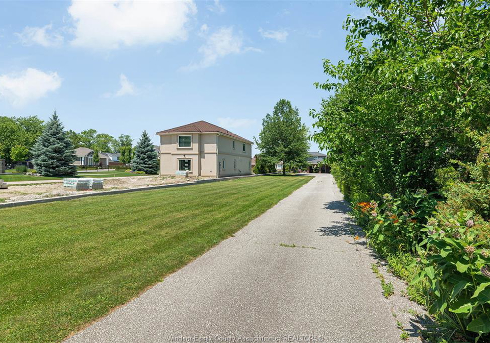 11830-riverside-drive-east-windsor-ontario-26004715
