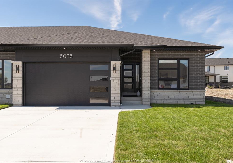 8028-meo-boulevard-lasalle-ontario-26004829
