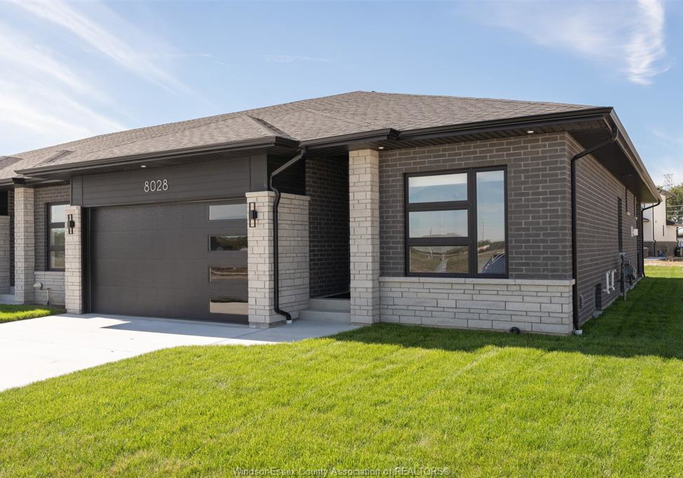 8028-meo-boulevard-lasalle-ontario-26004829