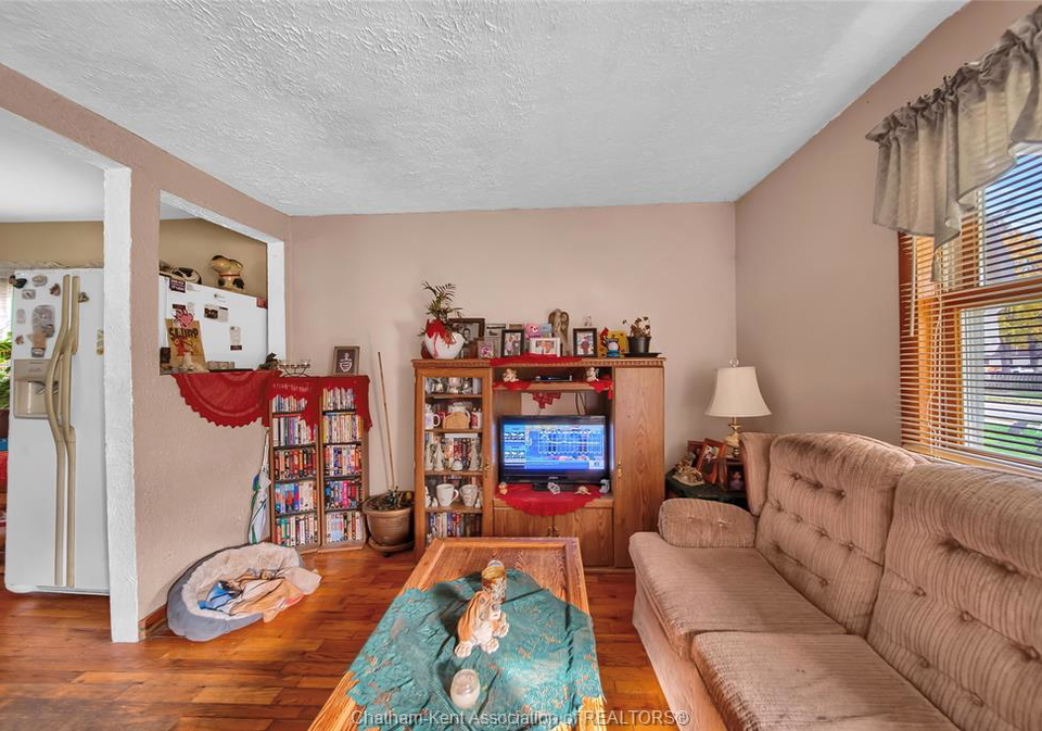 177-wellington-street-east-chatham-ontario-26004843