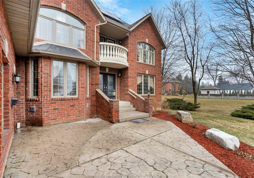 870-mcrae-avenue-kingsville-ontario-26004865