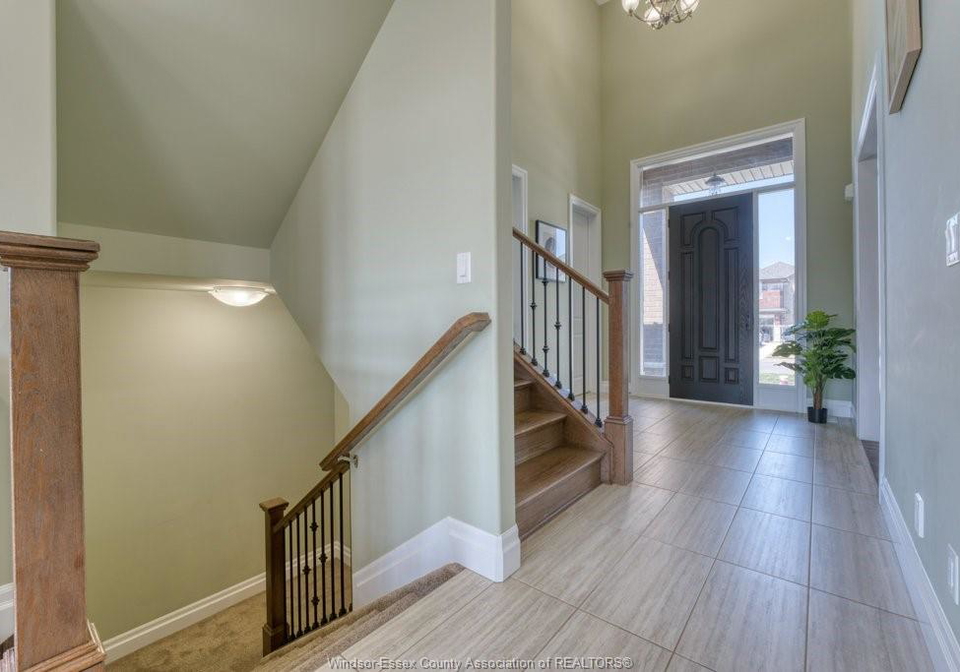 525-maguire-street-windsor-ontario-26004967