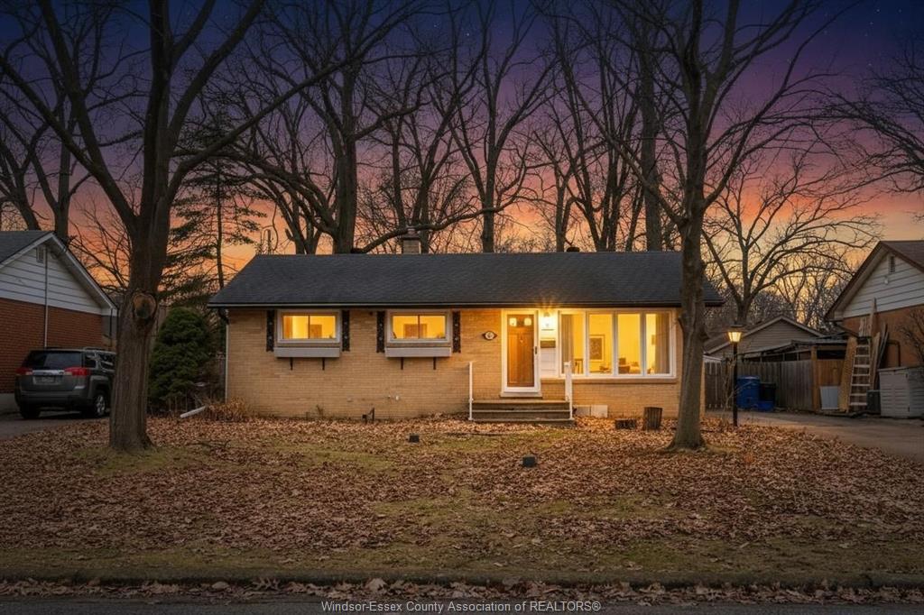 3455-randolph-avenue-windsor-ontario-26005246