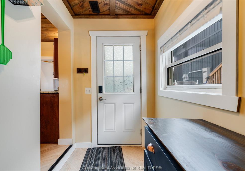 1040-kerr-avenue-erieau-ontario-26005328