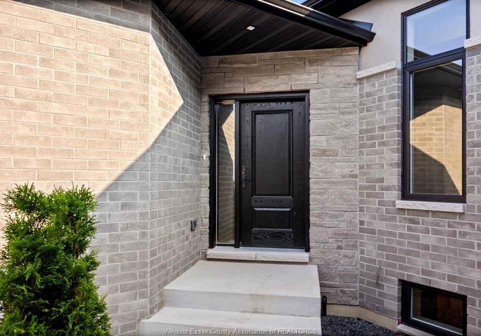 5-eagle-street-leamington-ontario-26005330