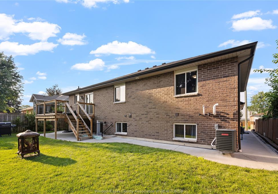 655-river-avenue-lasalle-ontario-26005474