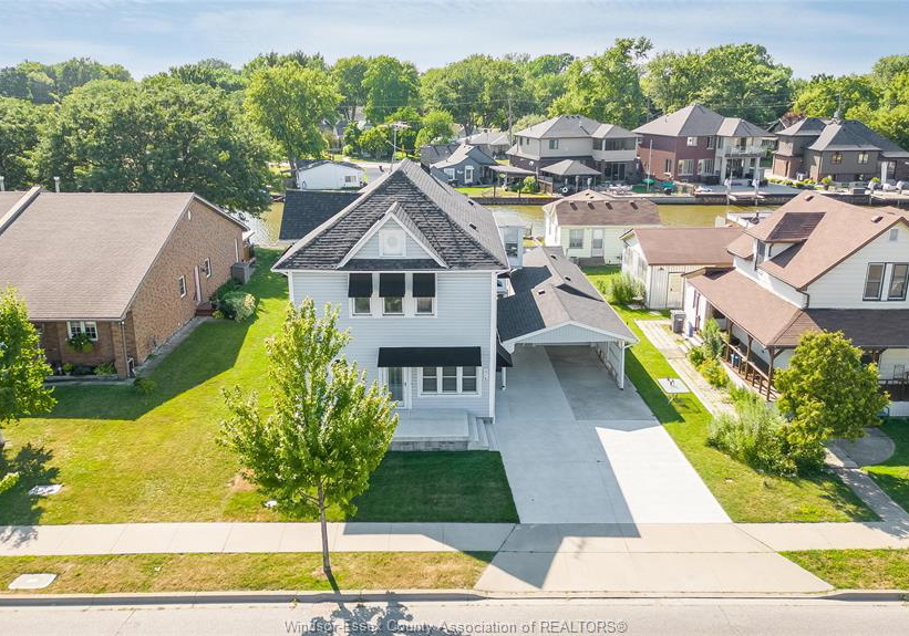 178-first-street-belle-river-ontario-26005481