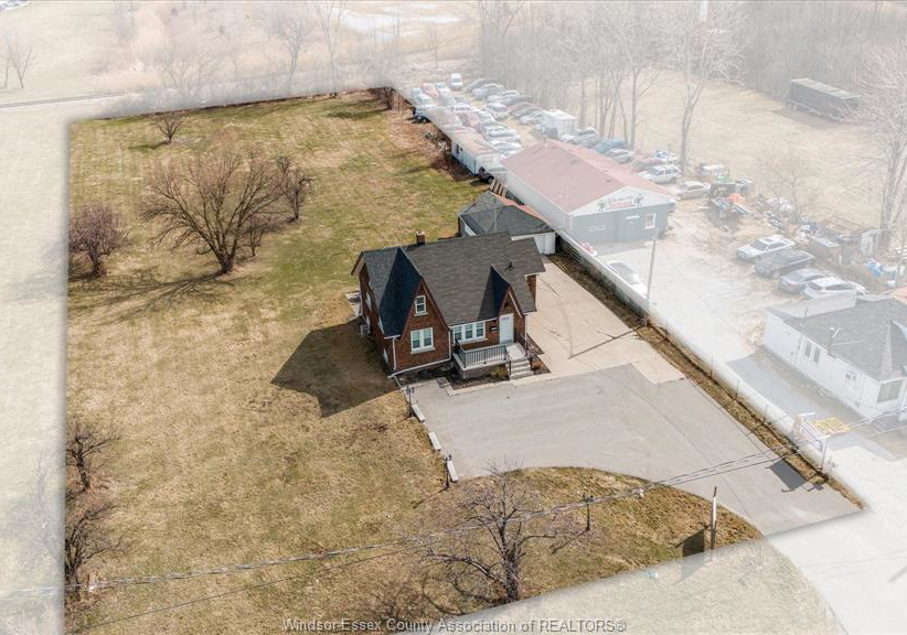 4590-walker-road-windsor-ontario-26005489