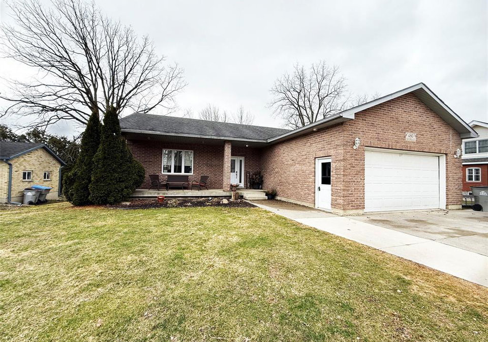 480-victoria-street-warwick-watford-ontario-26005503