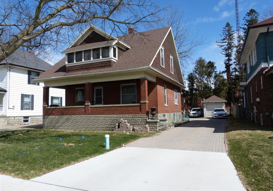 23-queeens-avenue-leamington-ontario-26005512