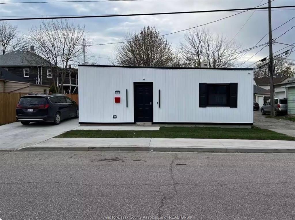 1240-cataraqui-street-windsor-ontario-26005517
