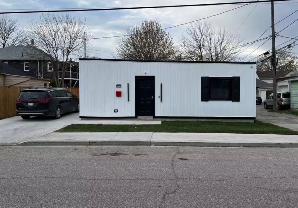 1240-cataraqui-street-windsor-ontario-26005517