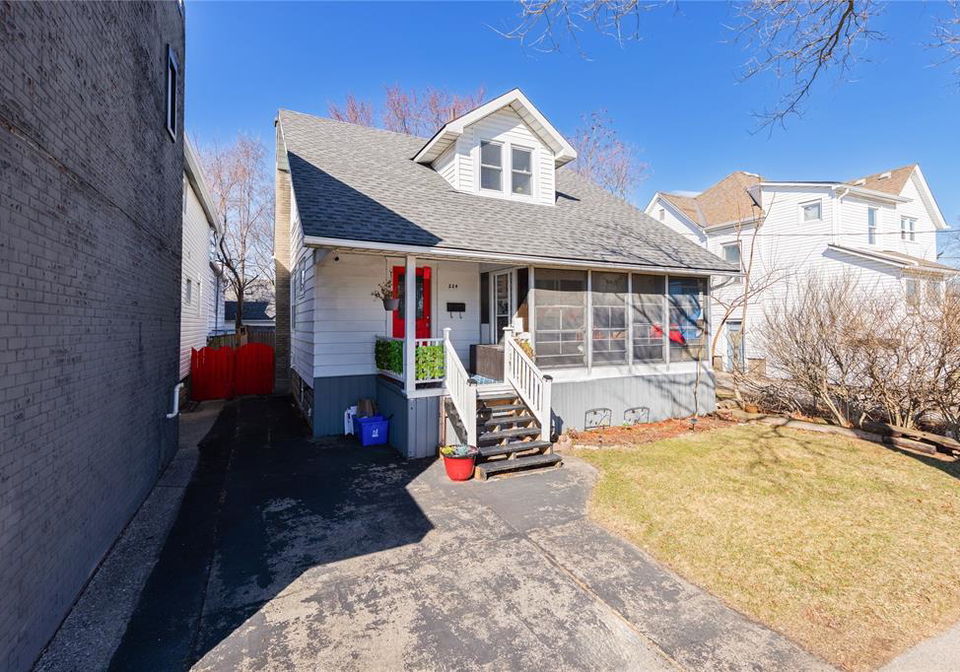 224-maxwell-street-sarnia-ontario-26005526