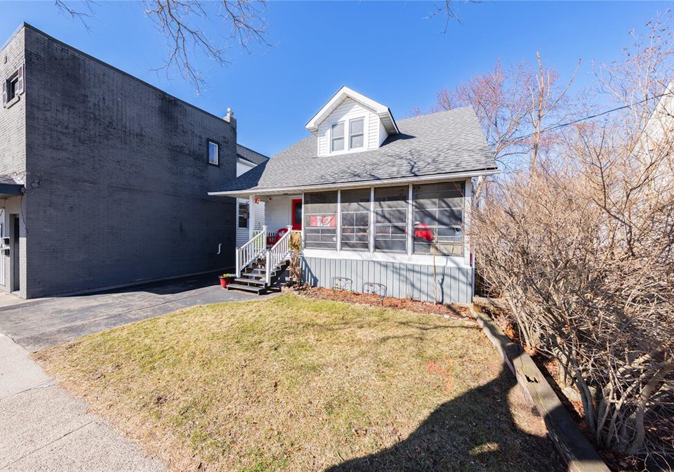 224-maxwell-street-sarnia-ontario-26005526