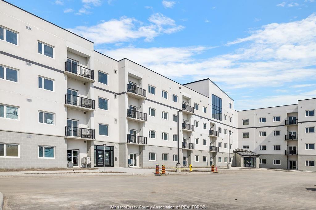 1900-6th-concession-road-windsor-ontario-26005547