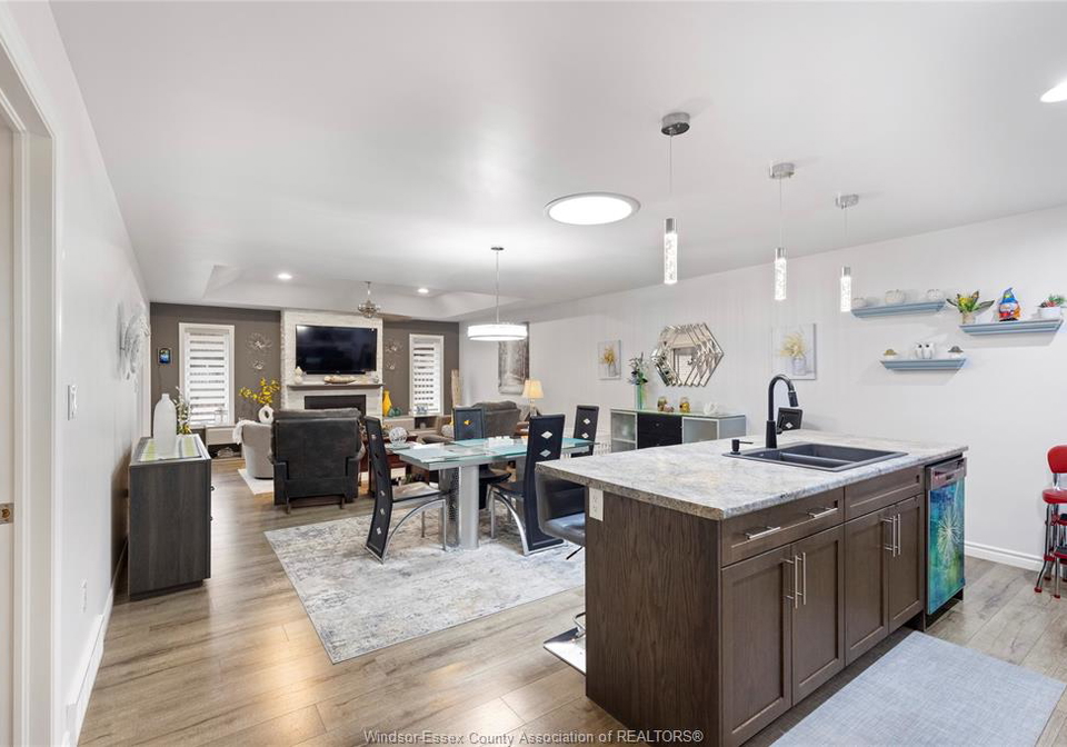 132-riverfront-park-amherstburg-ontario-26005642