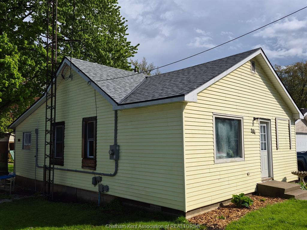 104-stanley-street-blenheim-ontario-26005695