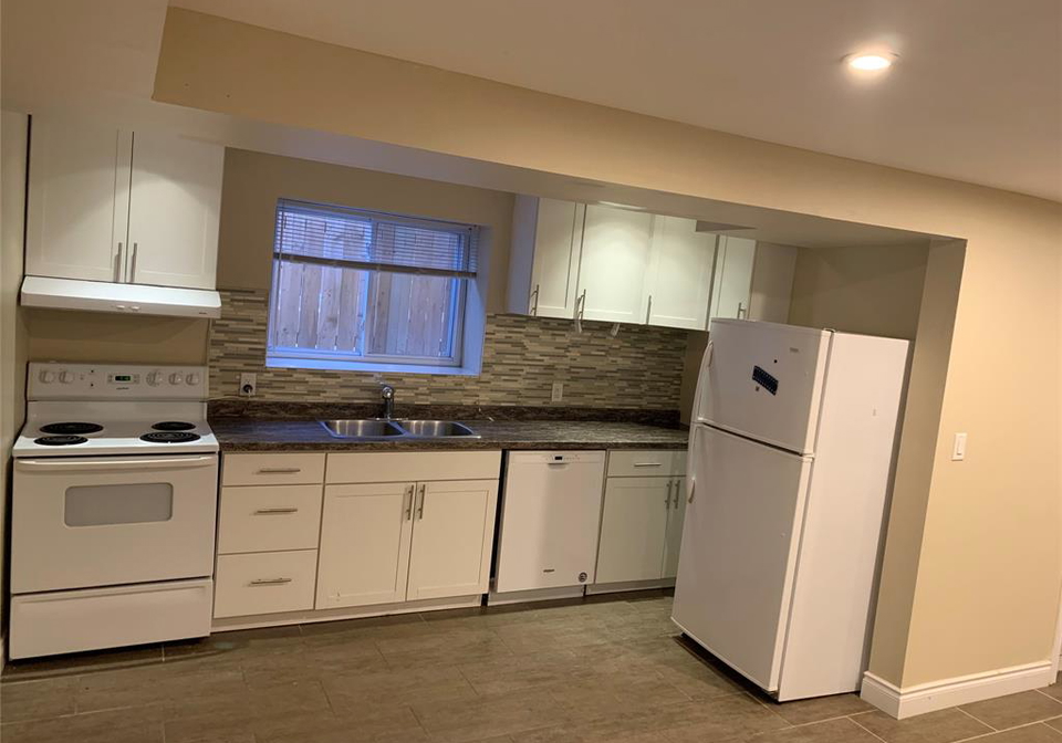 829-arthur-avenue-windsor-ontario-26005755