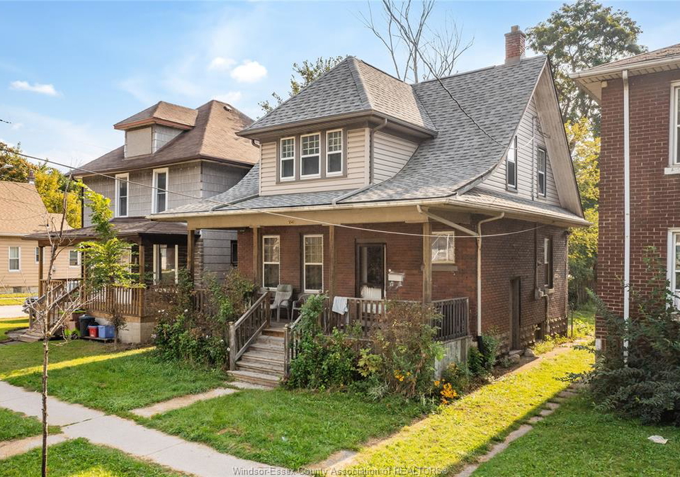 3245-baby-street-windsor-ontario-26005759