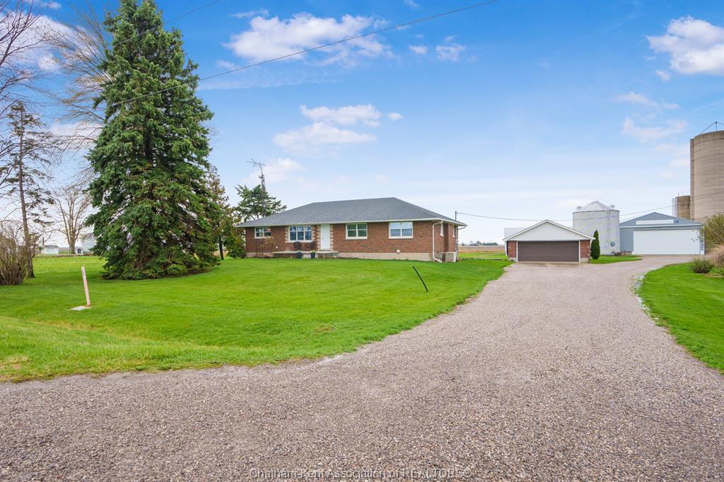 27156-st-clair-road-wallaceburg-ontario-26005776