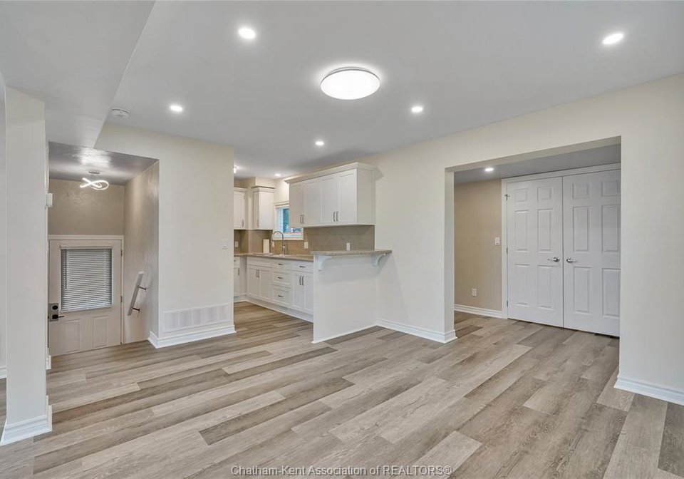 248-park-avenue-east-chatham-ontario-26005923