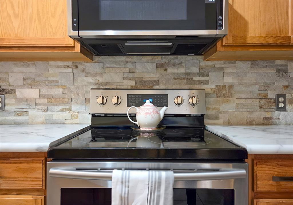 10-villa-court-chatham-ontario-26005953