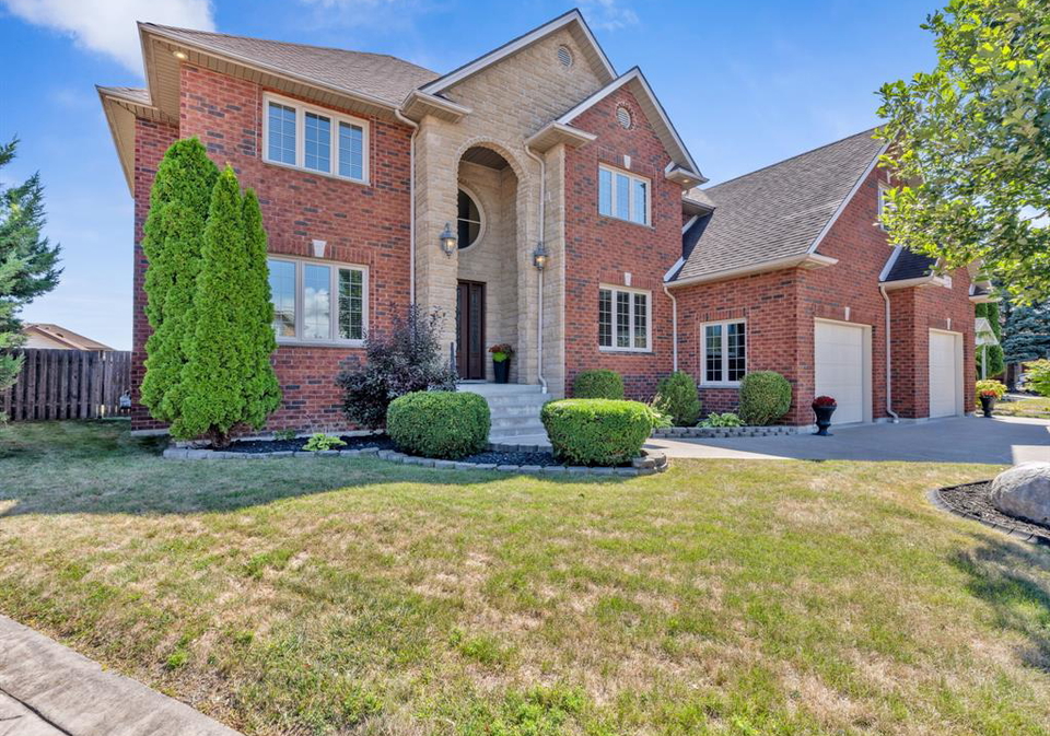 118-remo-crescent-lakeshore-ontario-26006000