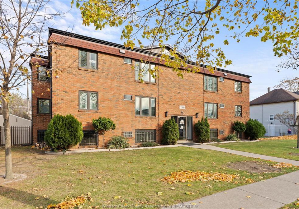 1160-howard-windsor-ontario-26006013