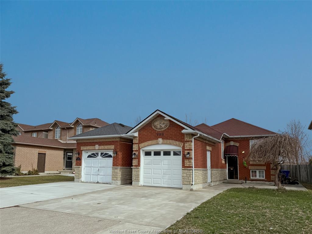 986-lemonwood-crescent-windsor-ontario-26006044