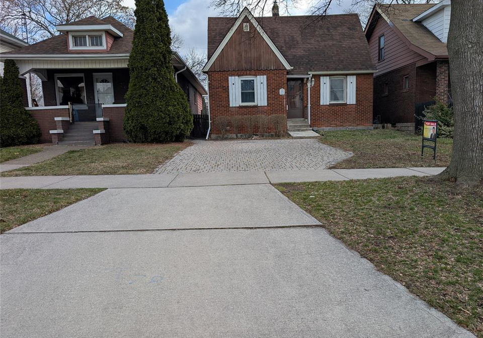 708-partington-avenue-windsor-ontario-26006049