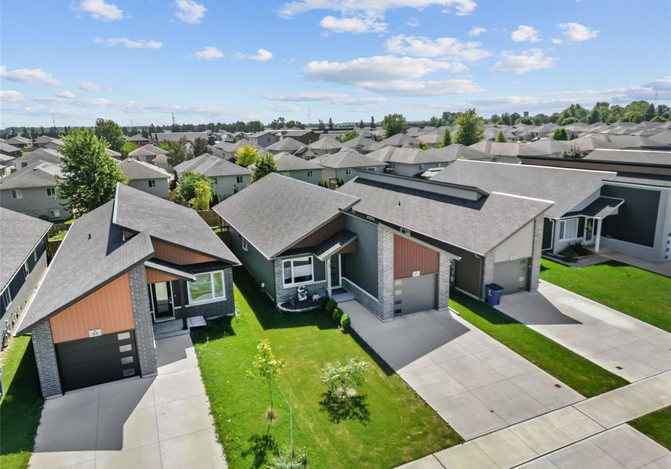 97-moonstone-crescent-chatham-ontario-26006069