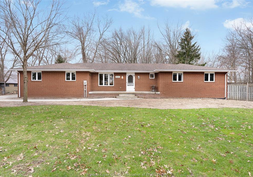 9907-concession-9-road-essex-ontario-26006111