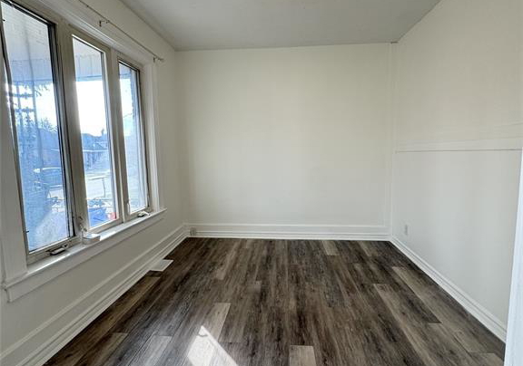 1085-langlois-avenue-windsor-ontario-26006138